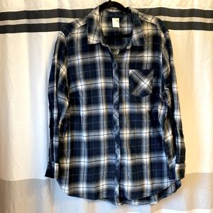 Lightweight flannel shirt
